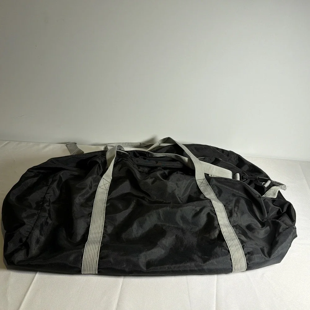 Nike XL Duffle Bag with Adjustable Shoulder Strap Black/grey 28